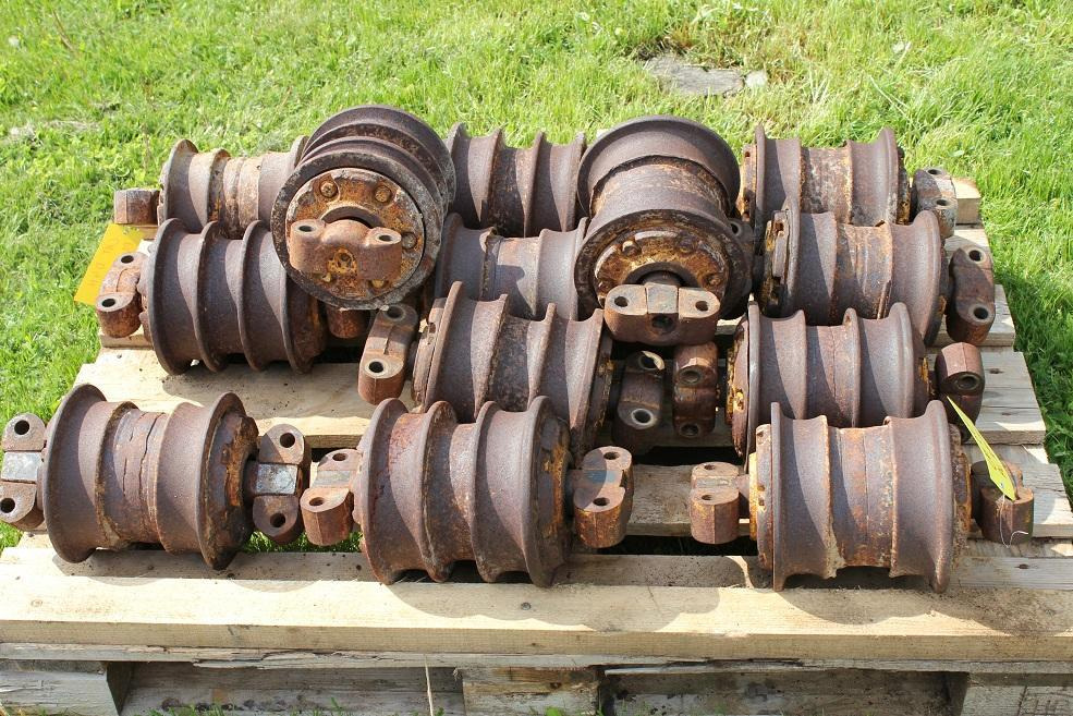 Caterpillar D 4-H - Track roller for Construction machinery: picture 3 Caterpillar D 4-H - Track roller for Construction machinery: picture 3