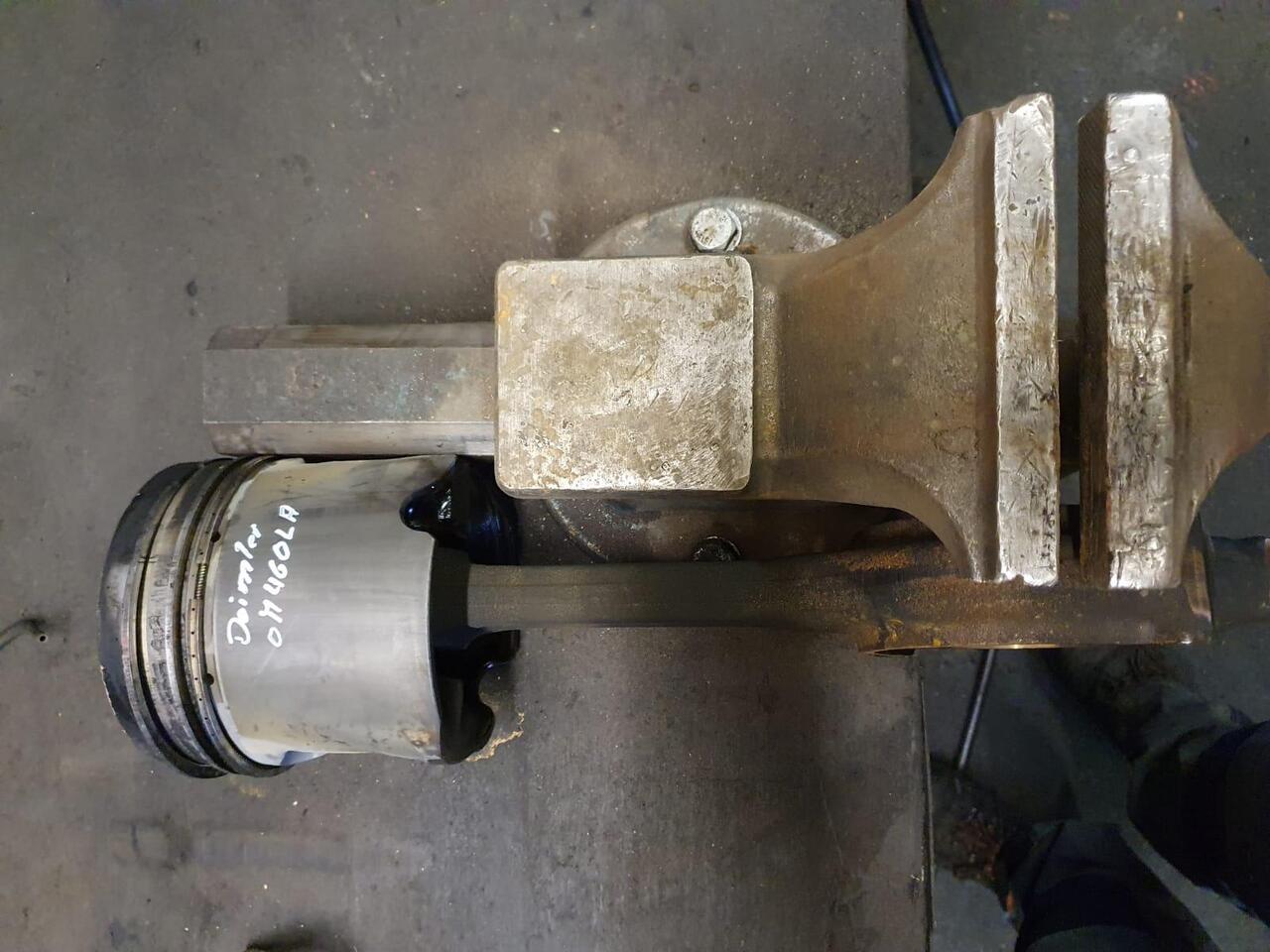 Daimler-Chrysler OM 460 LA. E3A/7 - Engine for Construction machinery: picture 3 Daimler-Chrysler OM 460 LA. E3A/7 - Engine for Construction machinery: picture 3