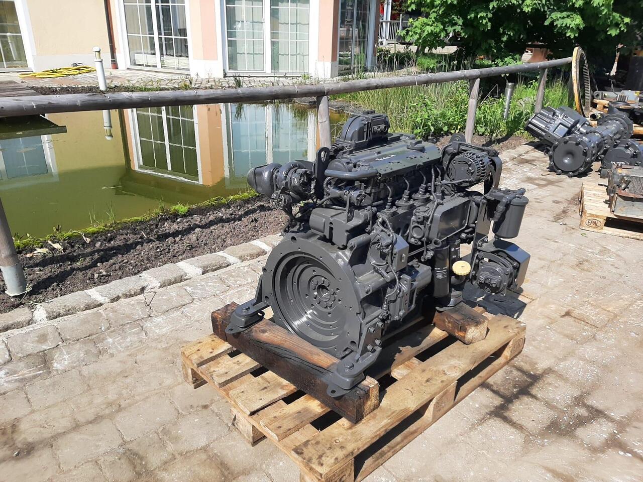 Deutz BF4M2012C aus Mecalac 714 - Engine for Construction machinery: picture 1 Deutz BF4M2012C aus Mecalac 714 - Engine for Construction machinery: picture 1