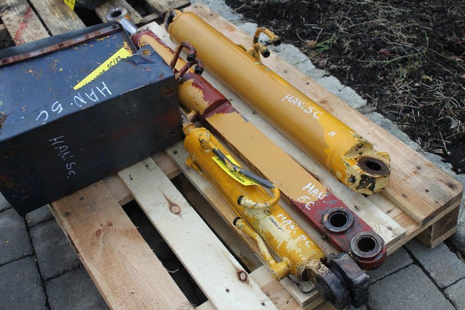 Hanomag 5C - Hydraulic cylinder for Construction machinery: picture 2 Hanomag 5C - Hydraulic cylinder for Construction machinery: picture 2