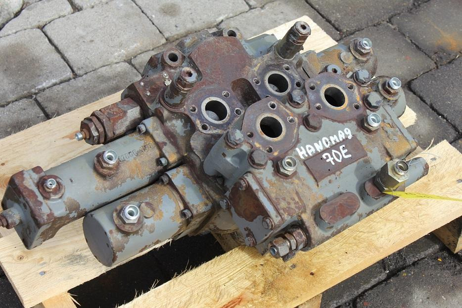 Hanomag 70E - Hydraulic valve for Construction machinery: picture 4 Hanomag 70E - Hydraulic valve for Construction machinery: picture 4