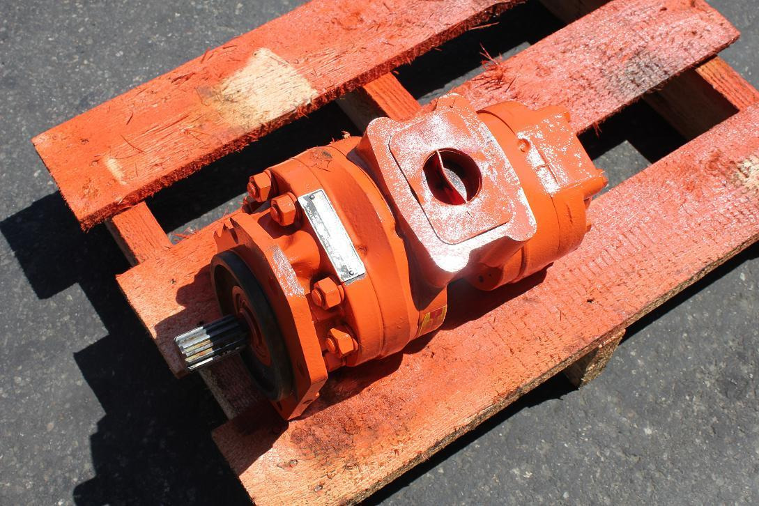 Komatsu Hydraulikpumpe - Hydraulic pump for Construction machinery: picture 1 Komatsu Hydraulikpumpe - Hydraulic pump for Construction machinery: picture 1