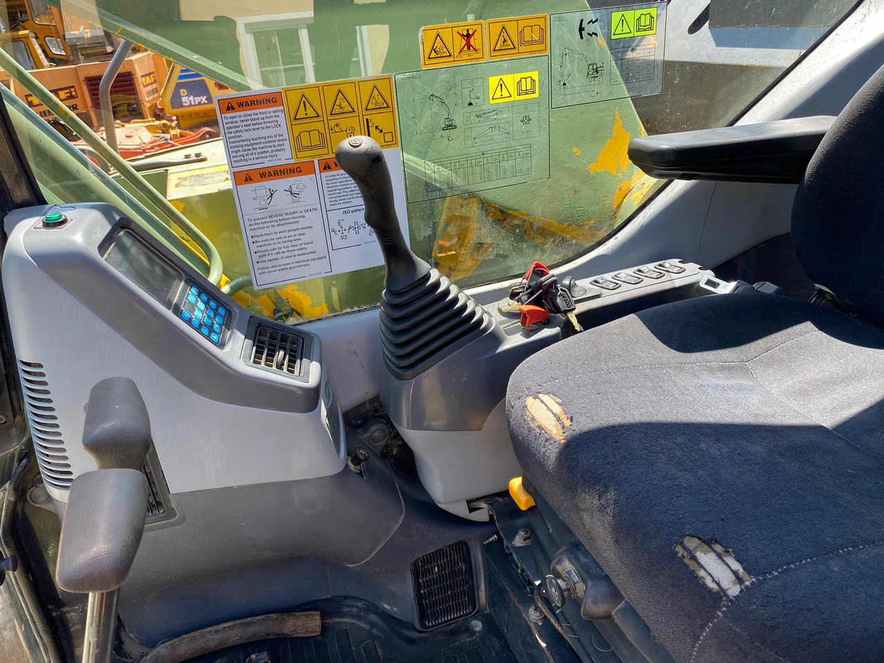 Komatsu PC 228LC 3K - Crawler excavator: picture 5 Komatsu PC 228LC 3K - Crawler excavator: picture 5