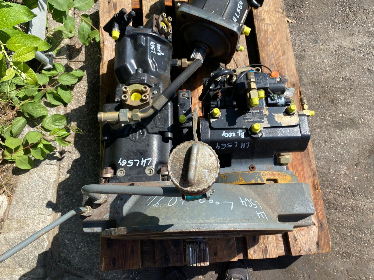 Liebherr A4VG125, PVG350 aus L564 - Hydraulic pump for Construction machinery: picture 3 Liebherr A4VG125, PVG350 aus L564 - Hydraulic pump for Construction machinery: picture 3
