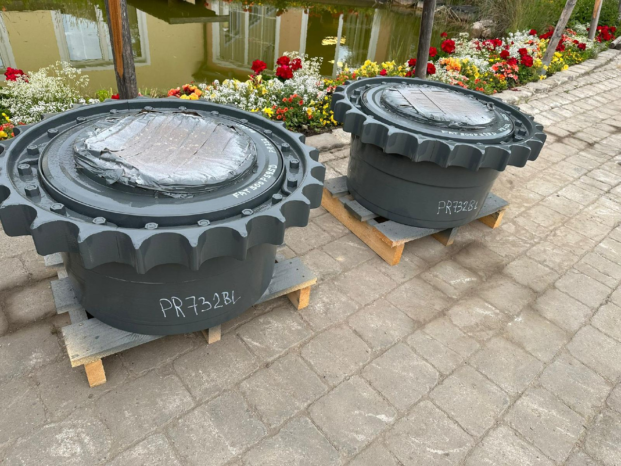 Liebherr FAT 500P595D aus PR 732 - Final drive for Construction machinery: picture 3 Liebherr FAT 500P595D aus PR 732 - Final drive for Construction machinery: picture 3