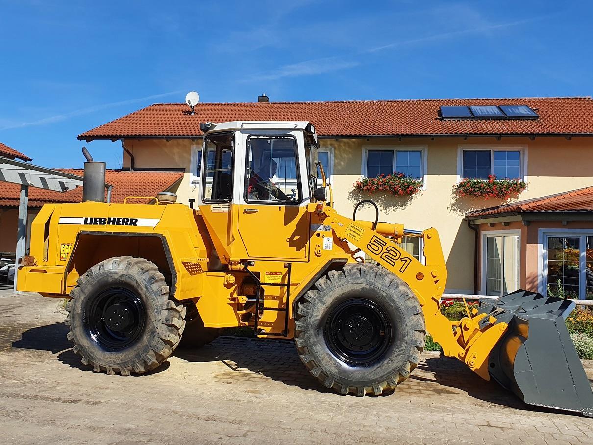 Wheel loader Liebherr L 521: picture 7