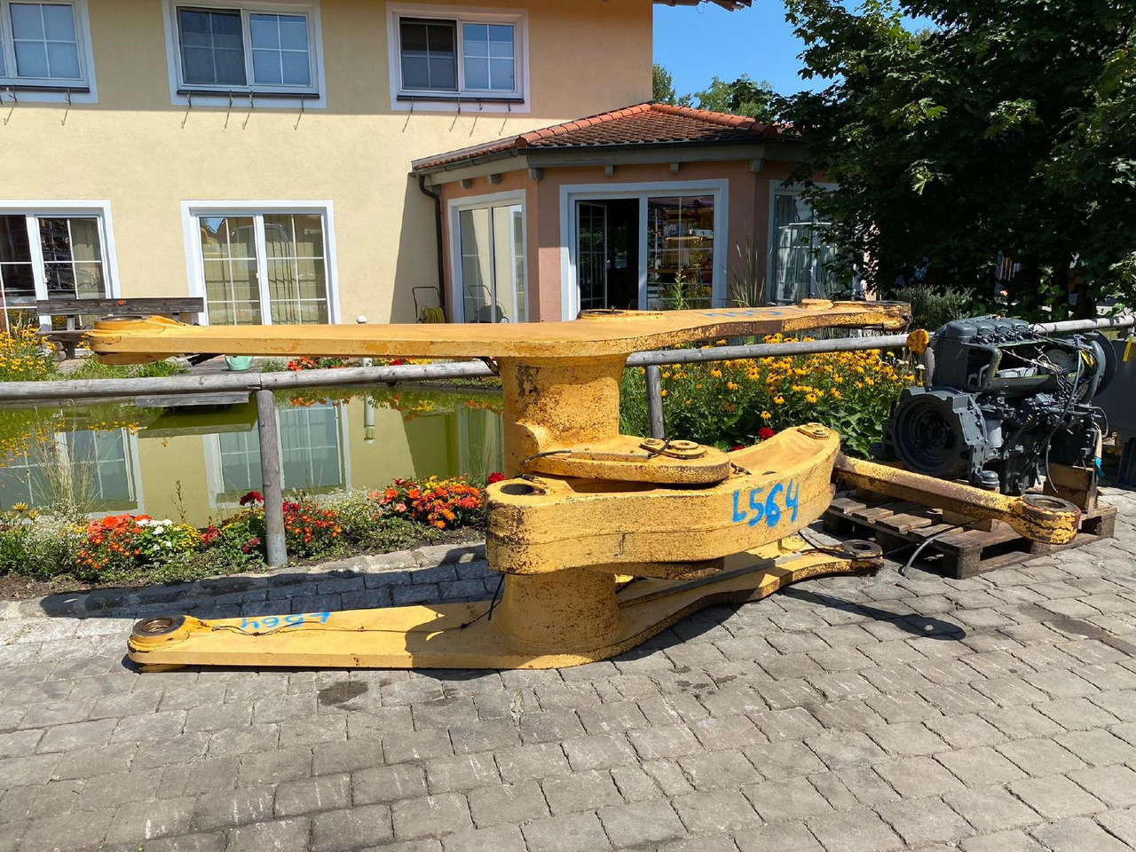 Liebherr L 564 - Boom: picture 3 Liebherr L 564 - Boom: picture 3