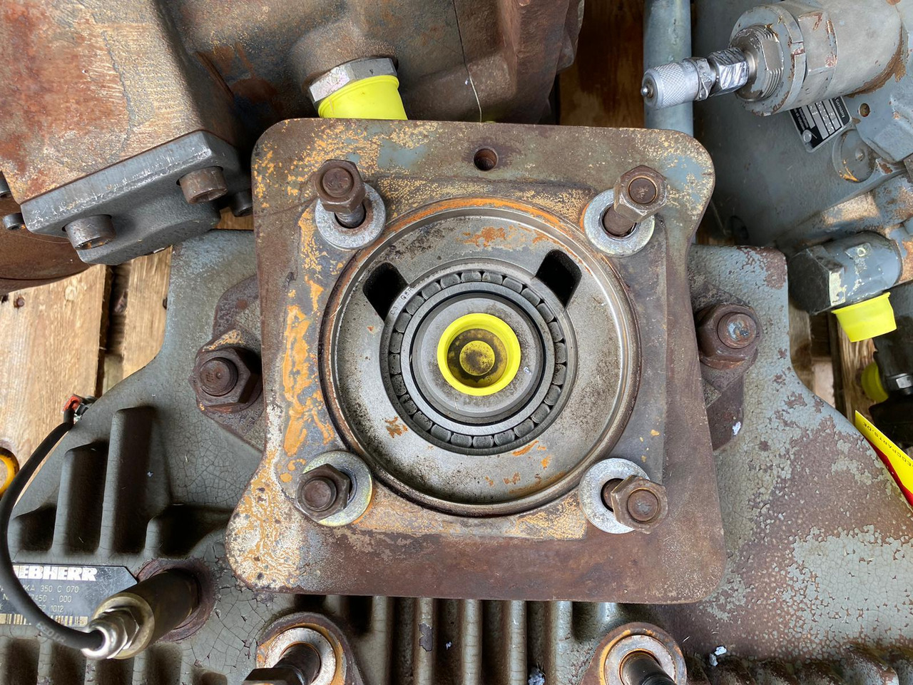 Liebherr MKA 350 aus LH R964 - Hydraulic pump for Construction machinery: picture 3 Liebherr MKA 350 aus LH R964 - Hydraulic pump for Construction machinery: picture 3