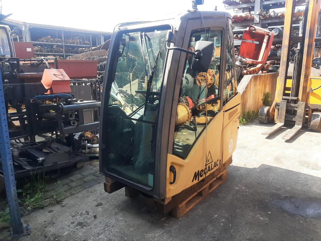 Mecalac 714 MW - Cab for Construction machinery: picture 1 Mecalac 714 MW - Cab for Construction machinery: picture 1