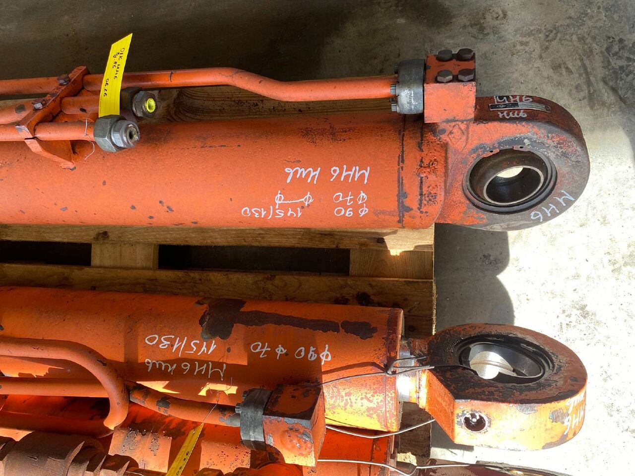 O&K MH 6 - Hydraulic cylinder for Construction machinery: picture 4 O&K MH 6 - Hydraulic cylinder for Construction machinery: picture 4