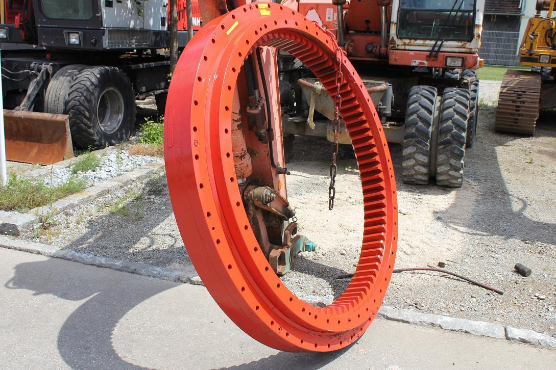 Slewing ring for Construction machinery O&K RH 30: picture 6