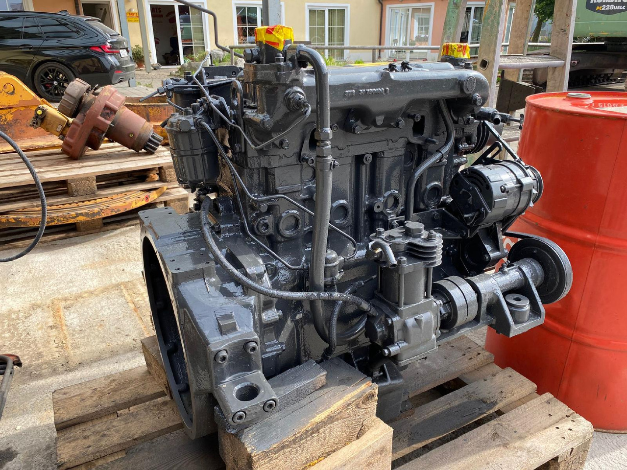 Perkins LF 4.248 aus Hanomag 33C - Engine for Construction machinery: picture 2 Perkins LF 4.248 aus Hanomag 33C - Engine for Construction machinery: picture 2