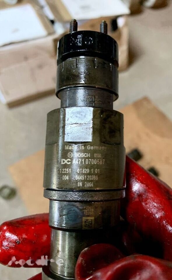 Bosch 0445120288 Mercedes-Benz Actros Scania MAN - Injector for Truck: picture 4 Bosch 0445120288 Mercedes-Benz Actros Scania MAN - Injector for Truck: picture 4