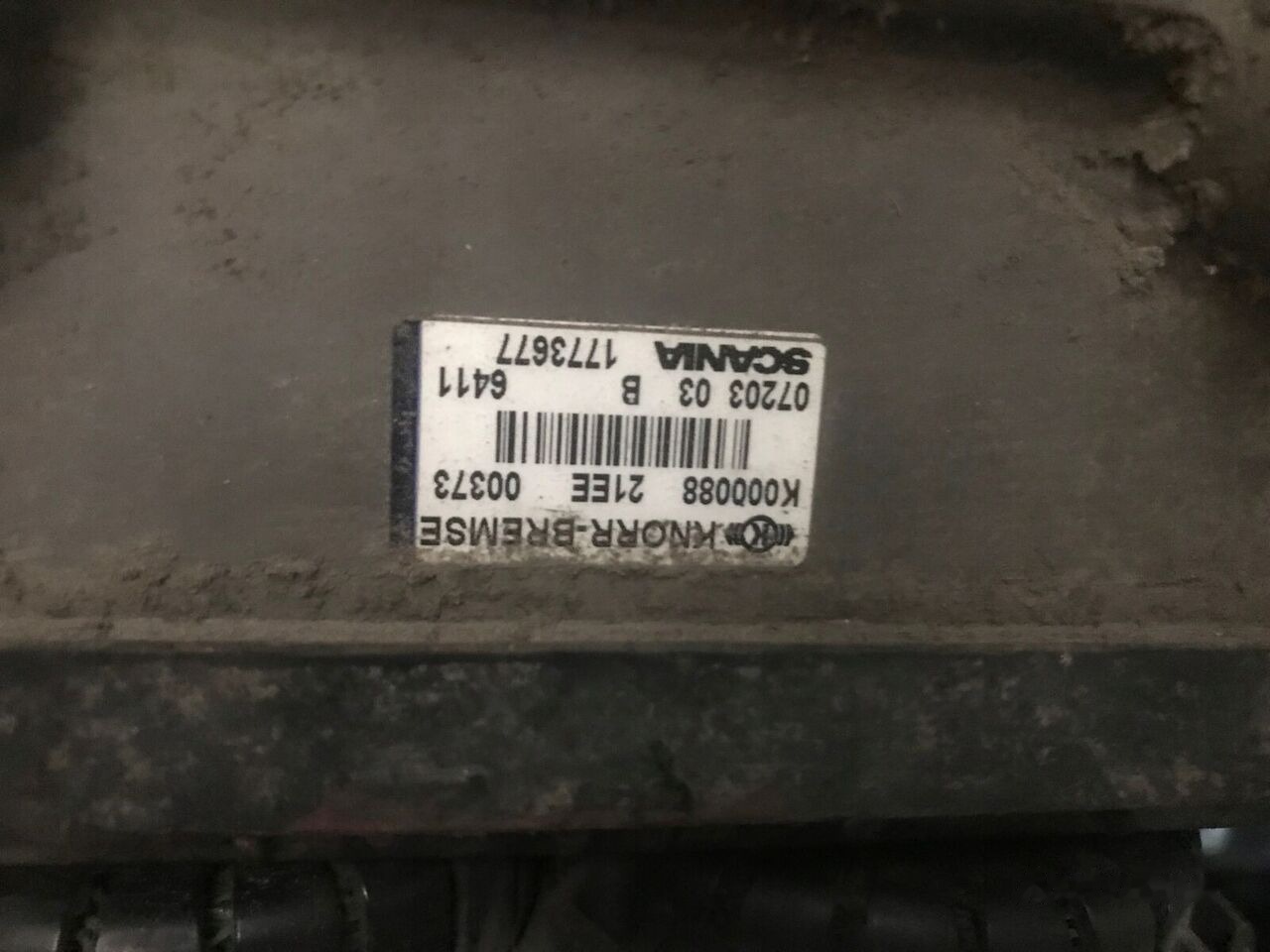 Knorr-Bremse K001411 Volvo FM FH Renault - Brake valve for Truck: picture 5 Knorr-Bremse K001411 Volvo FM FH Renault - Brake valve for Truck: picture 5