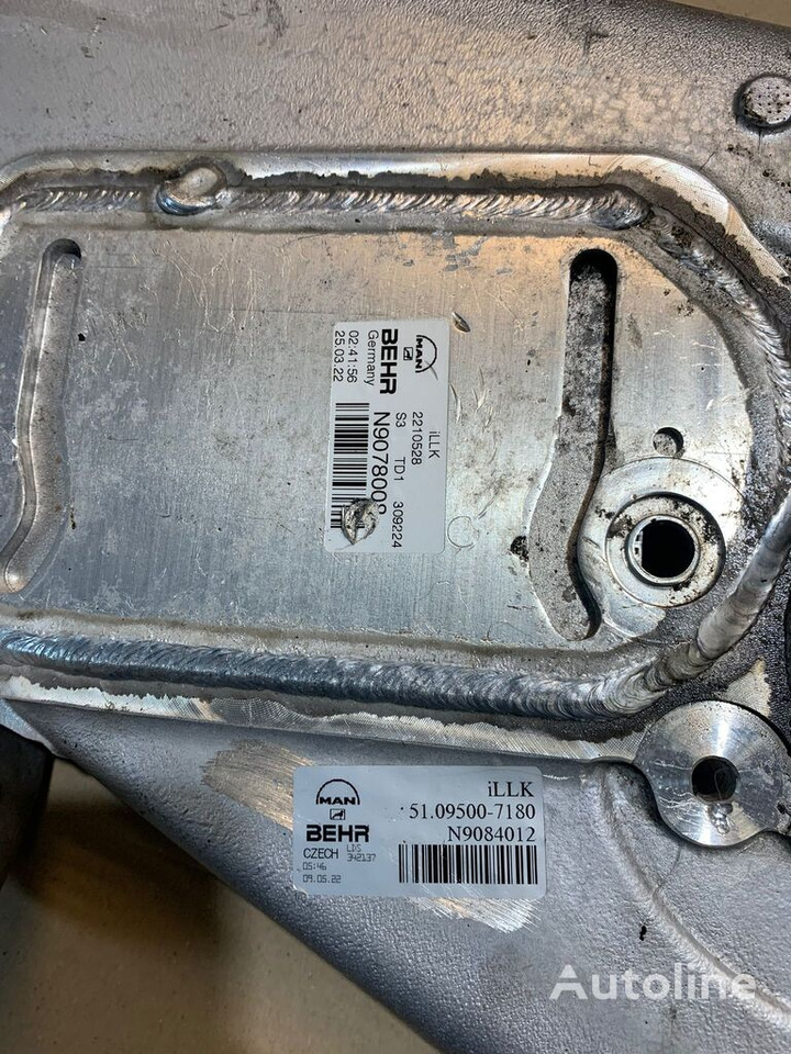 Mahle Original Chłodnica Powietrza Doładowań INTERCOOLER MAN TGL / TGM EURO 6 51.09500-7180 truck - Condenser for Truck: picture 3 Mahle Original Chłodnica Powietrza Doładowań INTERCOOLER MAN TGL / TGM EURO 6 51.09500-7180 truck - Condenser for Truck: picture 3