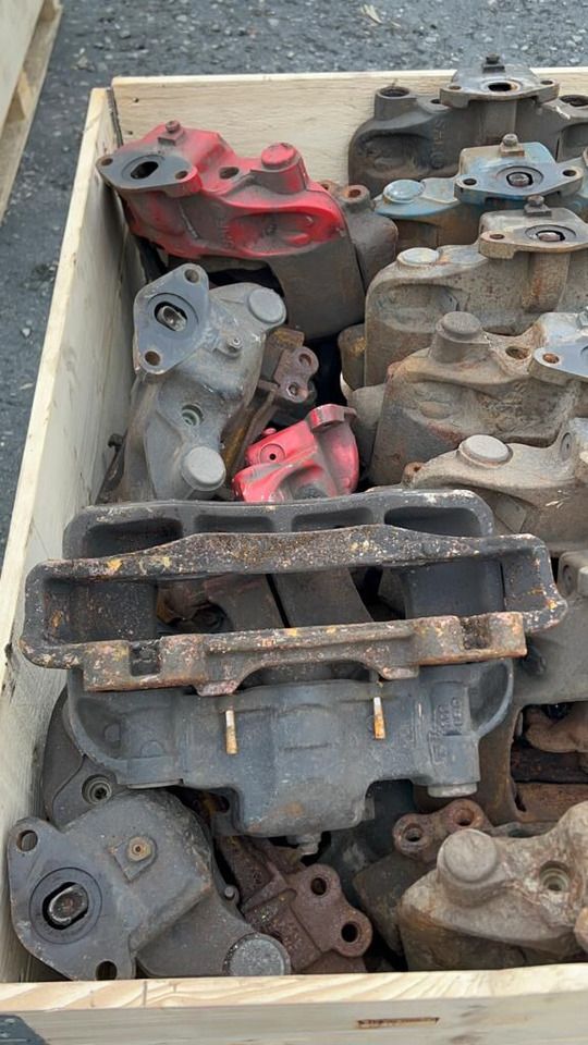 Scania K003813 / K003809 SN7 HPI XPI R - Brake caliper for Truck: picture 1 Scania K003813 / K003809 SN7 HPI XPI R - Brake caliper for Truck: picture 1