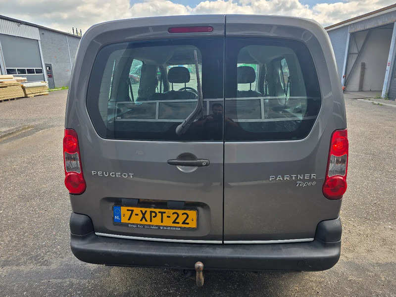 Peugeot Partner 1.6 benzine - Car: picture 5 Peugeot Partner 1.6 benzine - Car: picture 5