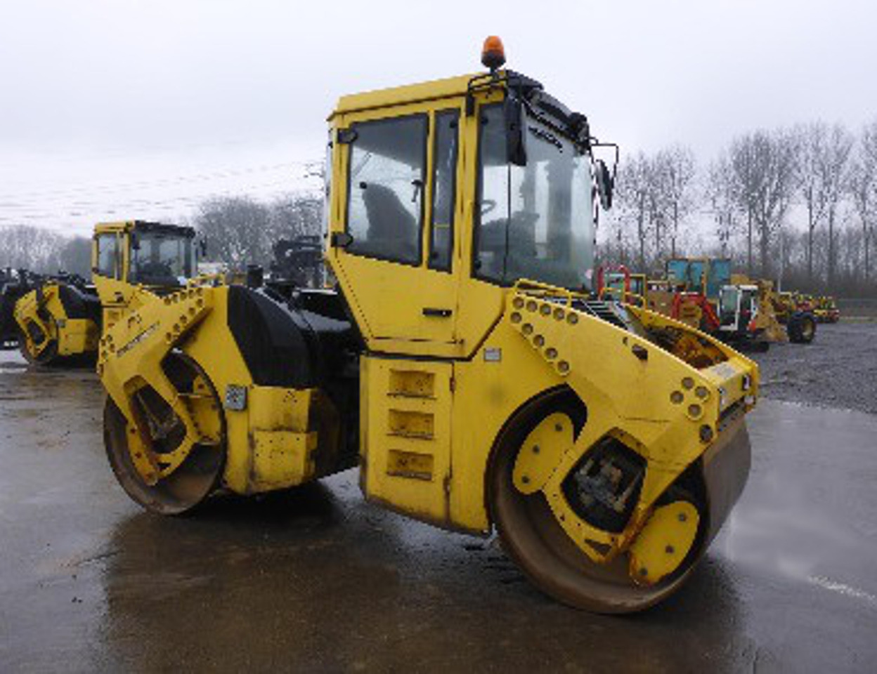 Doble Vibrante Bomag BW 164AD-4 - Road roller: picture 1 Doble Vibrante Bomag BW 164AD-4 - Road roller: picture 1