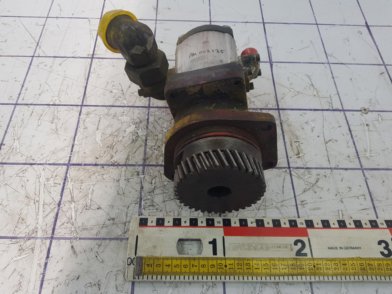 Bosch PTO with Bosch gear pump - Hydraulic pump for Crane: picture 1 Bosch PTO with Bosch gear pump - Hydraulic pump for Crane: picture 1