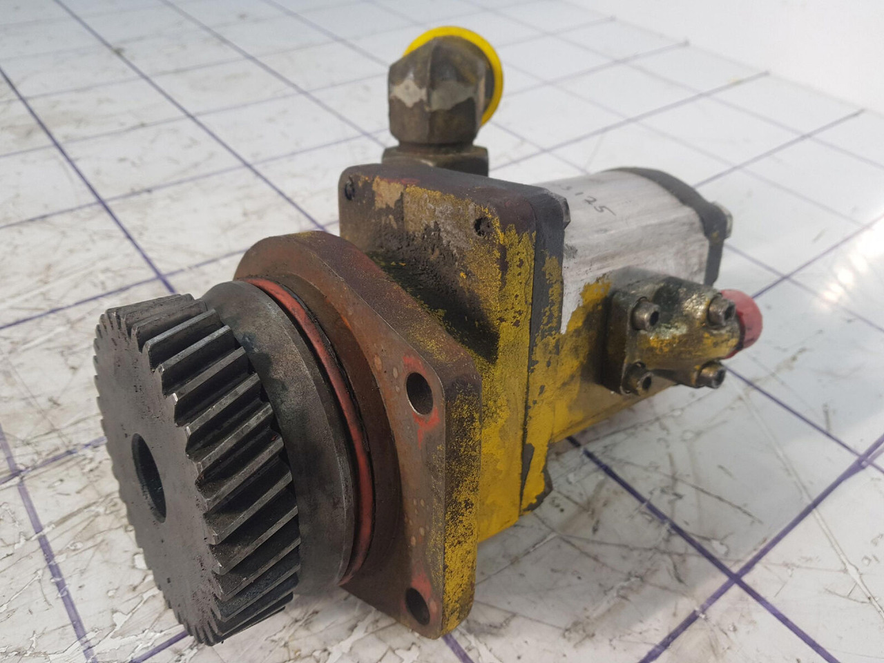 Bosch PTO with Bosch gear pump - Hydraulic pump for Crane: picture 2 Bosch PTO with Bosch gear pump - Hydraulic pump for Crane: picture 2