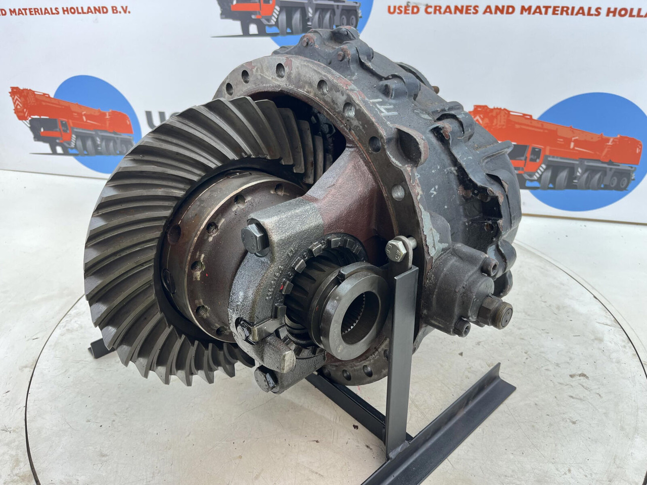 FAUN ATF 60-4 mid differential 14x34 axle 2 - Differential gear for Mobile crane: picture 2 FAUN ATF 60-4 mid differential 14x34 axle 2 - Differential gear for Mobile crane: picture 2