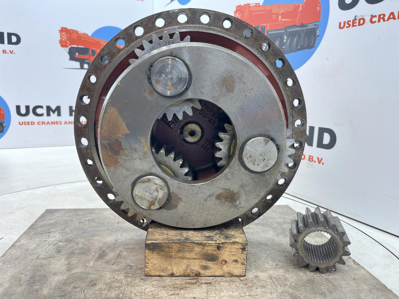 FAUN RTF 30 Planetary gear 15-23-63-36-3pl-H25-24 - Final drive for Mobile crane: picture 4 FAUN RTF 30 Planetary gear 15-23-63-36-3pl-H25-24 - Final drive for Mobile crane: picture 4