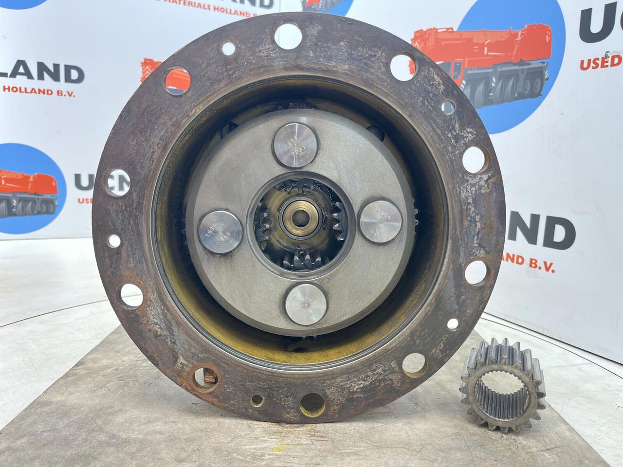 FAUN RTF 50 Planetary gear 19-22-65-36-4pl-H123-24 - Final drive for Mobile crane: picture 4 FAUN RTF 50 Planetary gear 19-22-65-36-4pl-H123-24 - Final drive for Mobile crane: picture 4