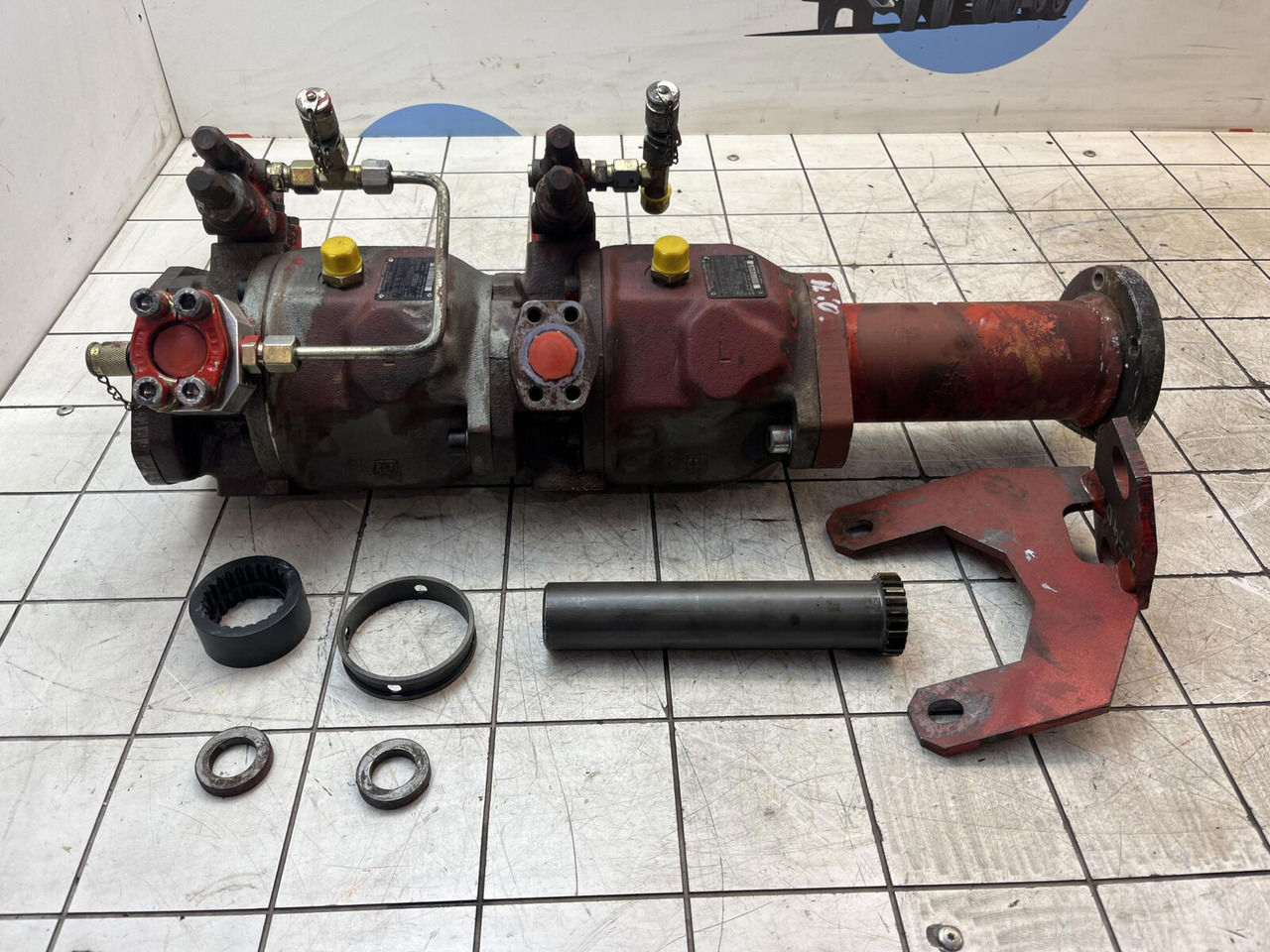 Grove GMK 5100 pump combination - Hydraulic pump for Mobile crane: picture 3 Grove GMK 5100 pump combination - Hydraulic pump for Mobile crane: picture 3