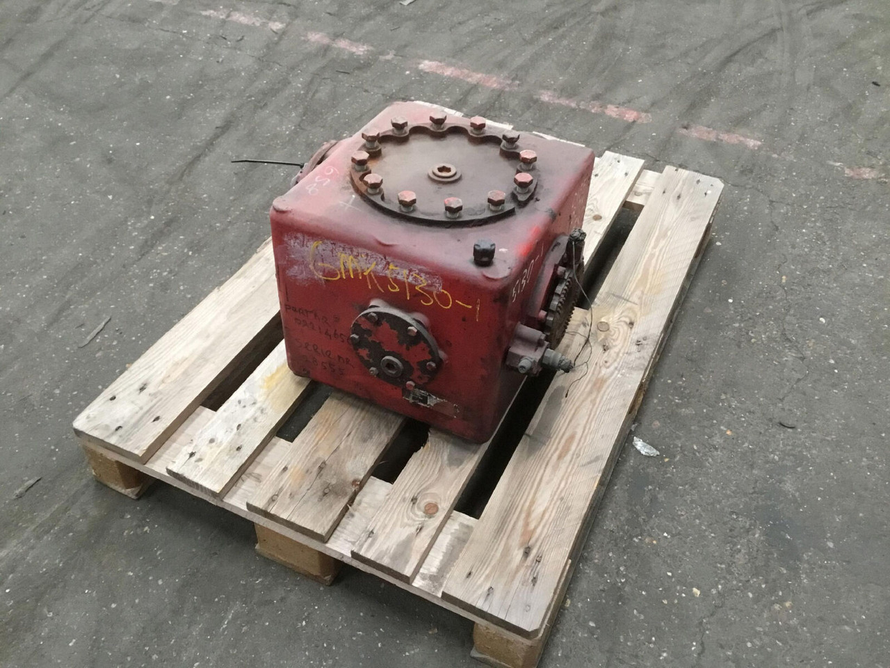 Grove GMK 5130-1 axle 2 diff box - Differential gear for Mobile crane: picture 4 Grove GMK 5130-1 axle 2 diff box - Differential gear for Mobile crane: picture 4