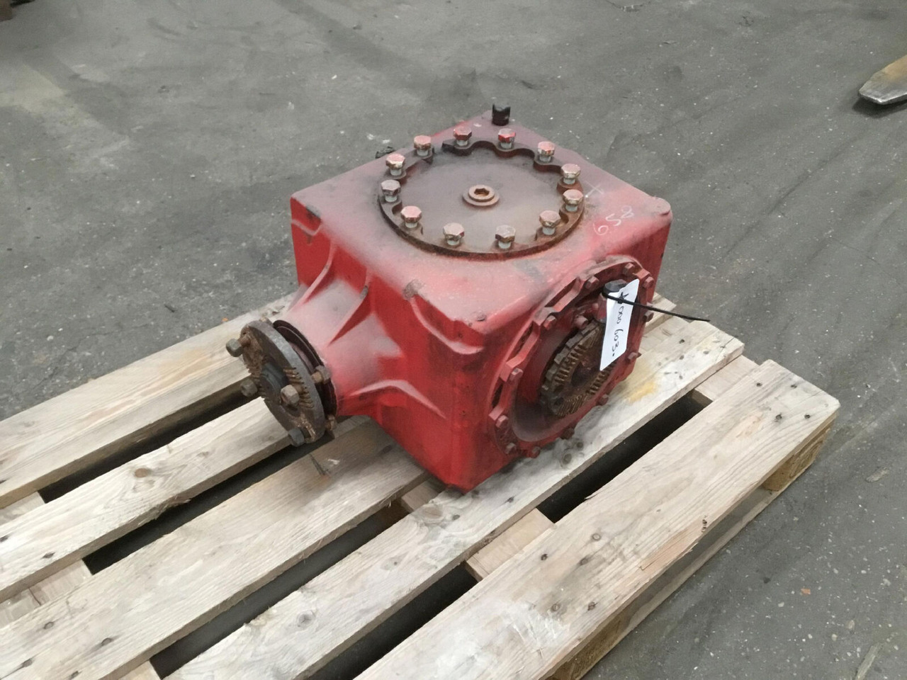 Grove GMK 5130-1 axle 2 diff box - Differential gear for Mobile crane: picture 2 Grove GMK 5130-1 axle 2 diff box - Differential gear for Mobile crane: picture 2