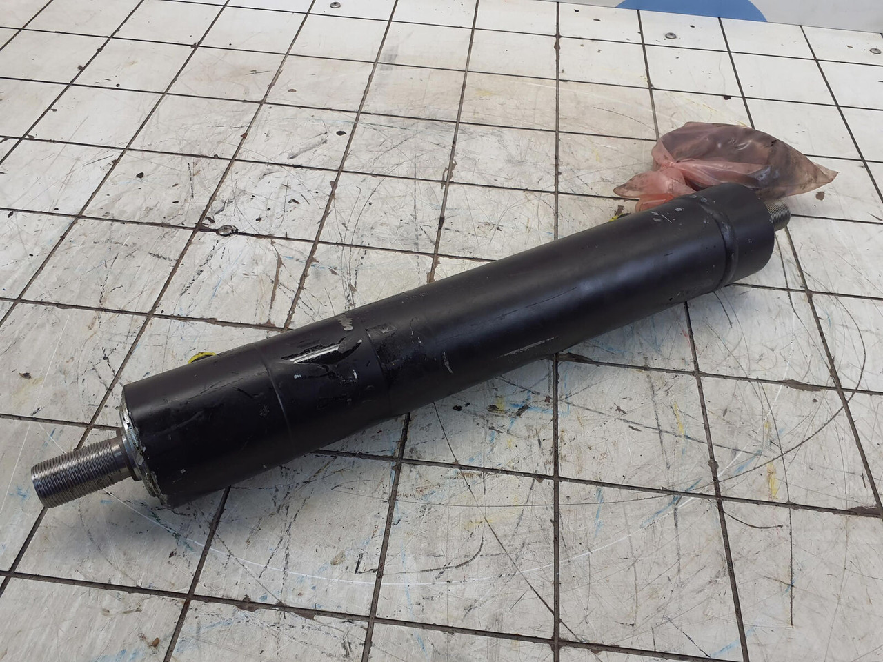 Grove GMK steering cylinder with length sensor - Hydraulic cylinder for Mobile crane: picture 4 Grove GMK steering cylinder with length sensor - Hydraulic cylinder for Mobile crane: picture 4