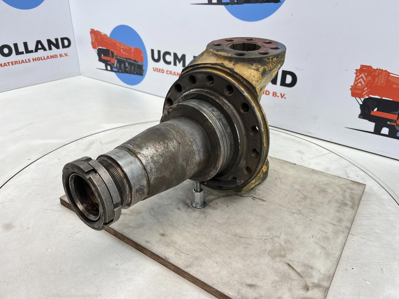 Grove - Steering knuckle for Mobile crane: picture 1 Grove - Steering knuckle for Mobile crane: picture 1