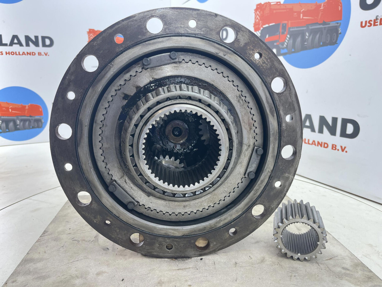 Kessler+Co LTM 1090 planetary gear 22-25-74-40-3pl-H135-46 - Final drive for Mobile crane: picture 4 Kessler+Co LTM 1090 planetary gear 22-25-74-40-3pl-H135-46 - Final drive for Mobile crane: picture 4
