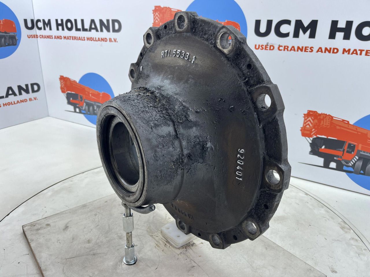 Krupp KMK 3045 Megatrak wheel hub - Wheel hub for Crane: picture 3 Krupp KMK 3045 Megatrak wheel hub - Wheel hub for Crane: picture 3