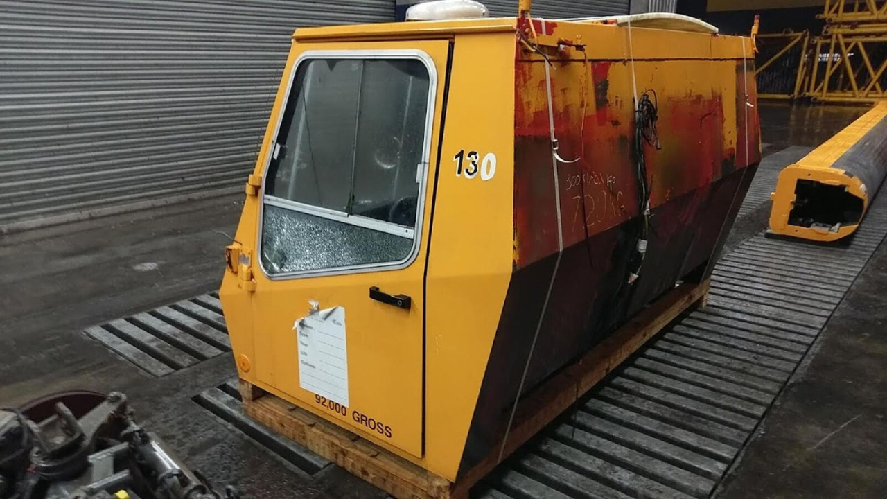 Krupp KMK 5100 lower cabin - Cab for Mobile crane: picture 4 Krupp KMK 5100 lower cabin - Cab for Mobile crane: picture 4