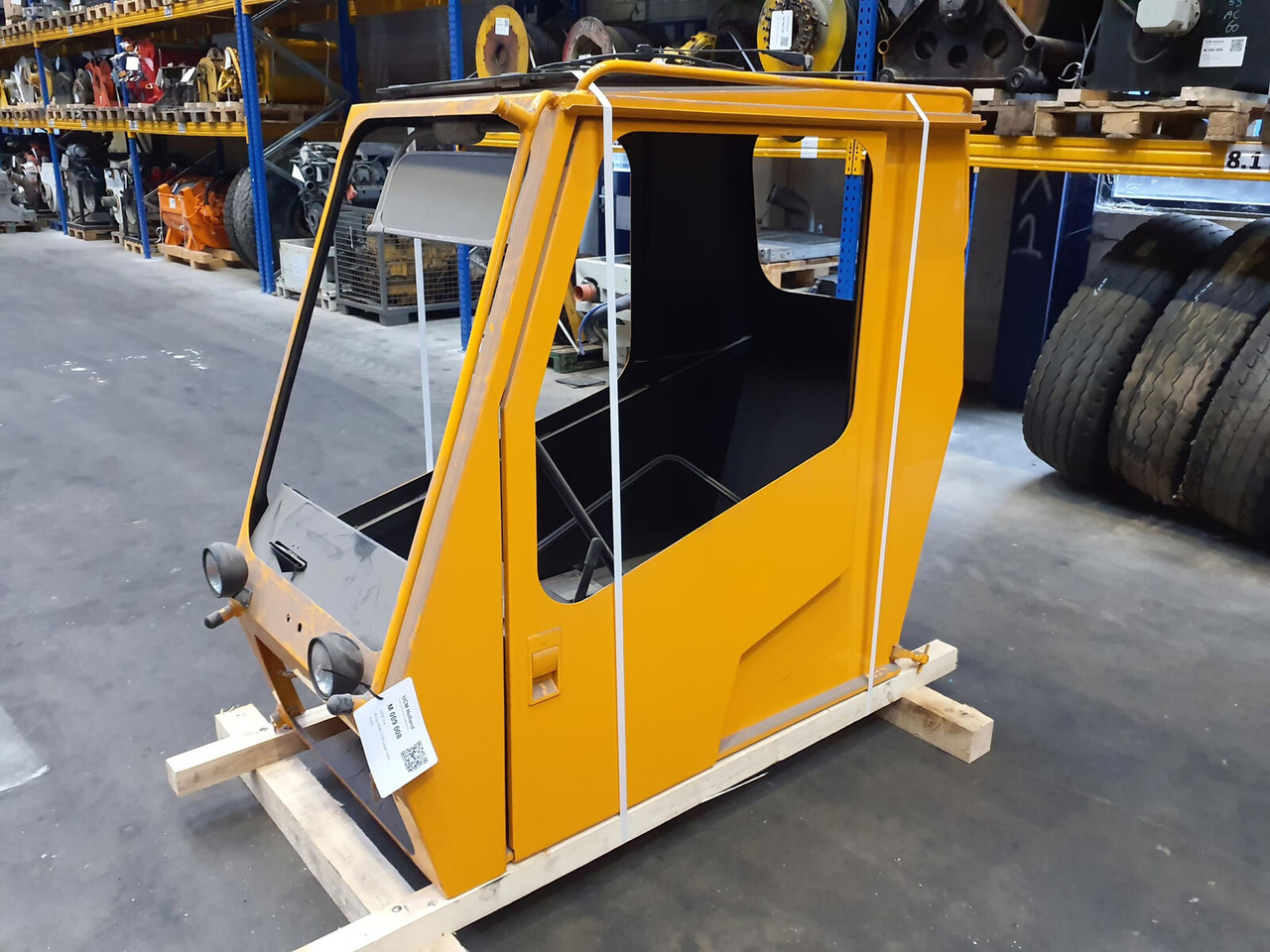 Krupp KMK 5100 upper cabin - Cab for Mobile crane: picture 1 Krupp KMK 5100 upper cabin - Cab for Mobile crane: picture 1