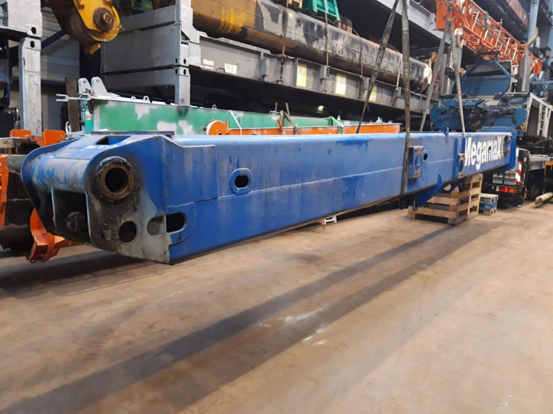Liebherr LTM 1035-2 pivot section - Body and exterior for Crane: picture 3 Liebherr LTM 1035-2 pivot section - Body and exterior for Crane: picture 3