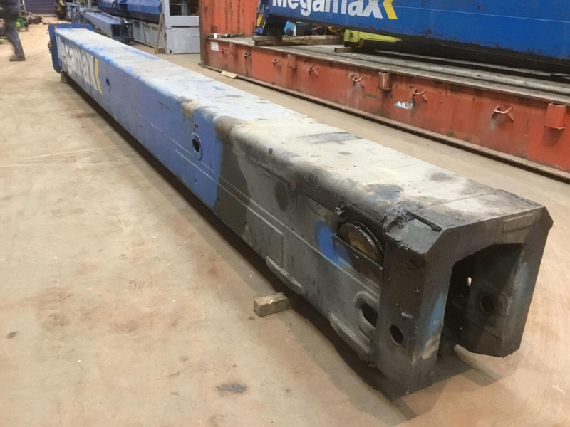 Liebherr LTM 1035/2 telescopic section 1 - Body and exterior for Crane: picture 4 Liebherr LTM 1035/2 telescopic section 1 - Body and exterior for Crane: picture 4