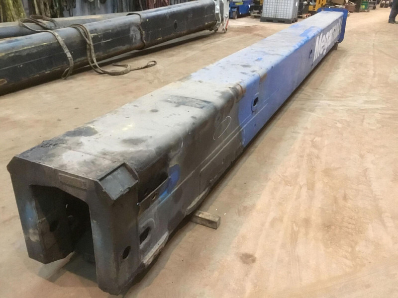 Liebherr LTM 1035/2 telescopic section 1 - Body and exterior for Crane: picture 3 Liebherr LTM 1035/2 telescopic section 1 - Body and exterior for Crane: picture 3