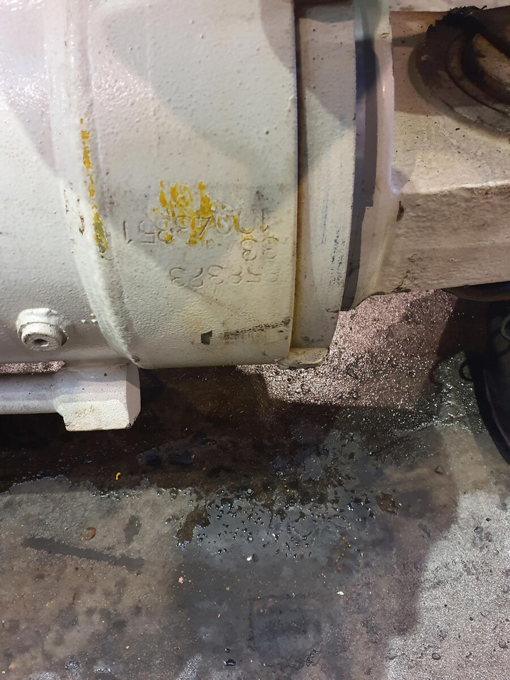 Liebherr LTM 1045-3.1 boom cylinder - Hydraulic cylinder for Mobile crane: picture 5 Liebherr LTM 1045-3.1 boom cylinder - Hydraulic cylinder for Mobile crane: picture 5