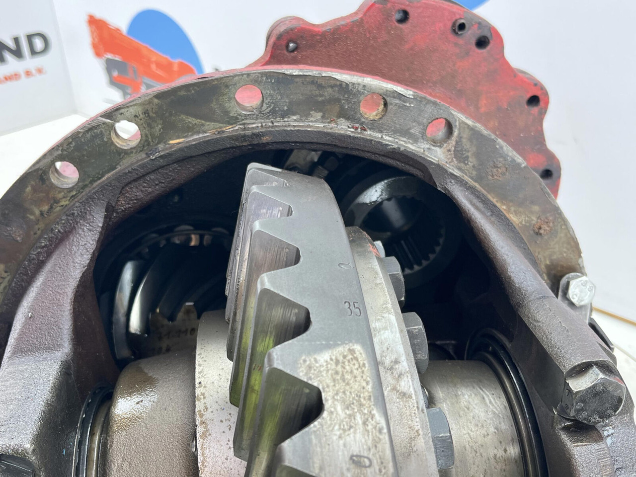 Liebherr LTM 1045 mid differential 13x35 axle 2 - Differential gear for Mobile crane: picture 5 Liebherr LTM 1045 mid differential 13x35 axle 2 - Differential gear for Mobile crane: picture 5