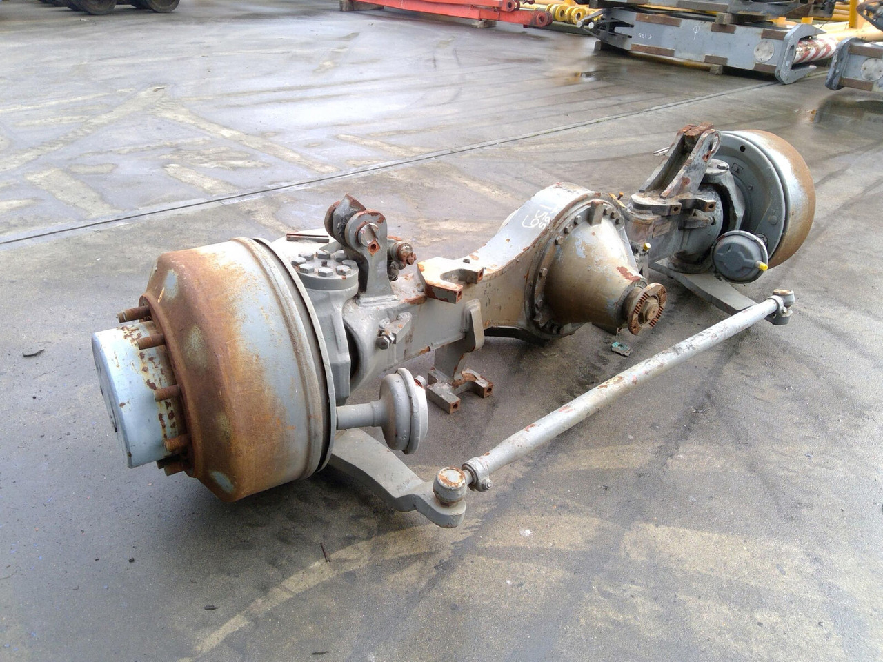 Liebherr LTM 1050-1 axle 1 - Axle and parts for Mobile crane: picture 1 Liebherr LTM 1050-1 axle 1 - Axle and parts for Mobile crane: picture 1