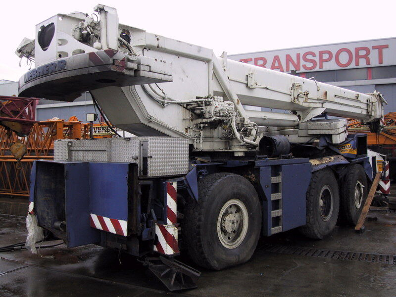 Liebherr LTM 1050/1 for parts - Mobile crane: picture 2 Liebherr LTM 1050/1 for parts - Mobile crane: picture 2