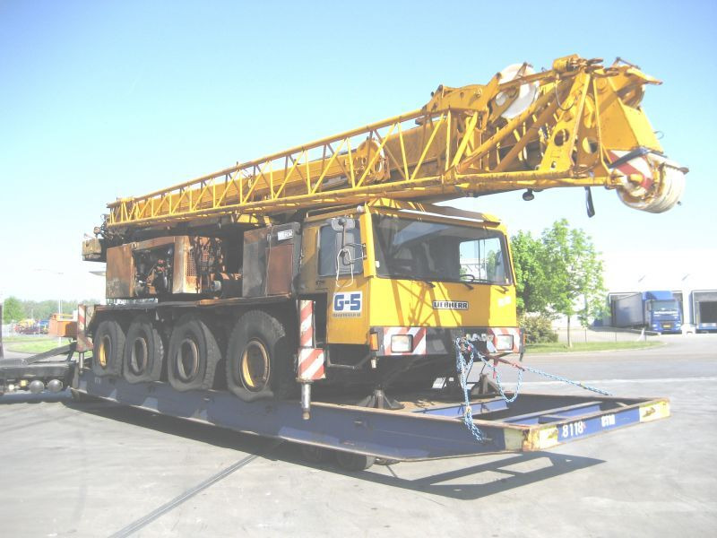 Liebherr LTM 1070 for parts - All terrain crane: picture 1 Liebherr LTM 1070 for parts - All terrain crane: picture 1