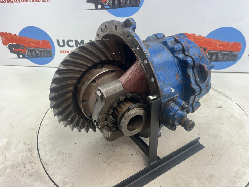 Liebherr LTM 1090/2 mid differential 14x34 axle 2 - Differential gear for Crane: picture 2 Liebherr LTM 1090/2 mid differential 14x34 axle 2 - Differential gear for Crane: picture 2