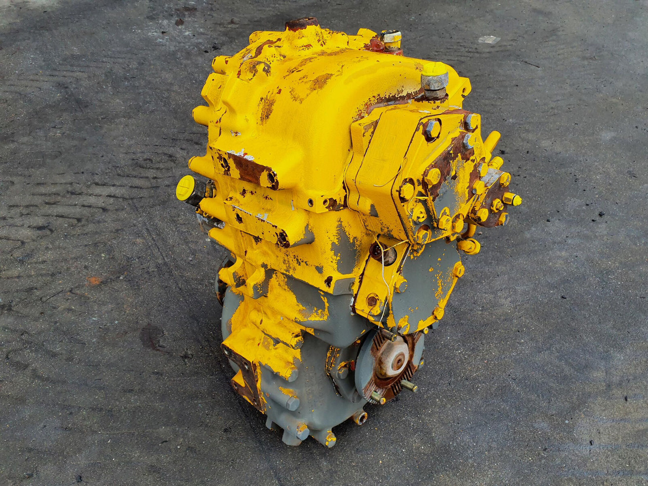 Liebherr LTM 1160-2 distributor gearbox VG 1600 - Transmission for Mobile crane: picture 2 Liebherr LTM 1160-2 distributor gearbox VG 1600 - Transmission for Mobile crane: picture 2