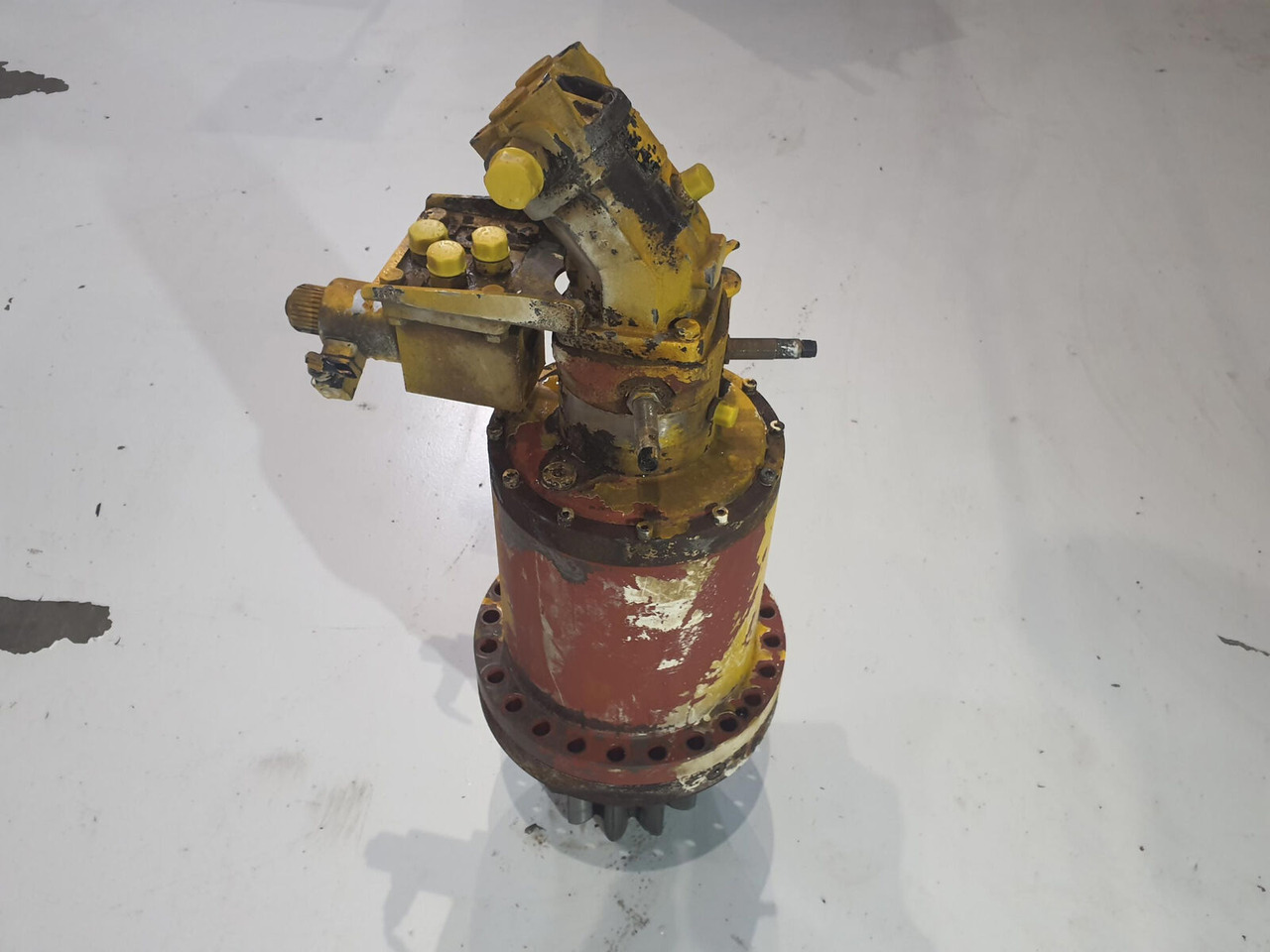 Liebherr LTM 1160/2 slew gear - Swing motor for Mobile crane: picture 3 Liebherr LTM 1160/2 slew gear - Swing motor for Mobile crane: picture 3