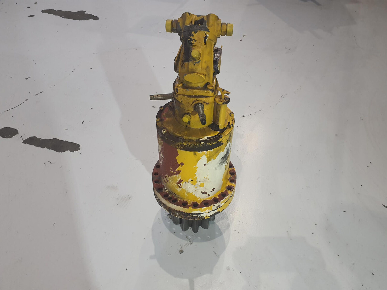 Liebherr LTM 1160/2 slew gear - Swing motor for Mobile crane: picture 2 Liebherr LTM 1160/2 slew gear - Swing motor for Mobile crane: picture 2