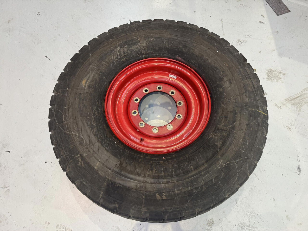 Michelin Wheel 445/95R25 10 12 1p - Wheel and tire package for Crane: picture 2 Michelin Wheel 445/95R25 10 12 1p - Wheel and tire package for Crane: picture 2
