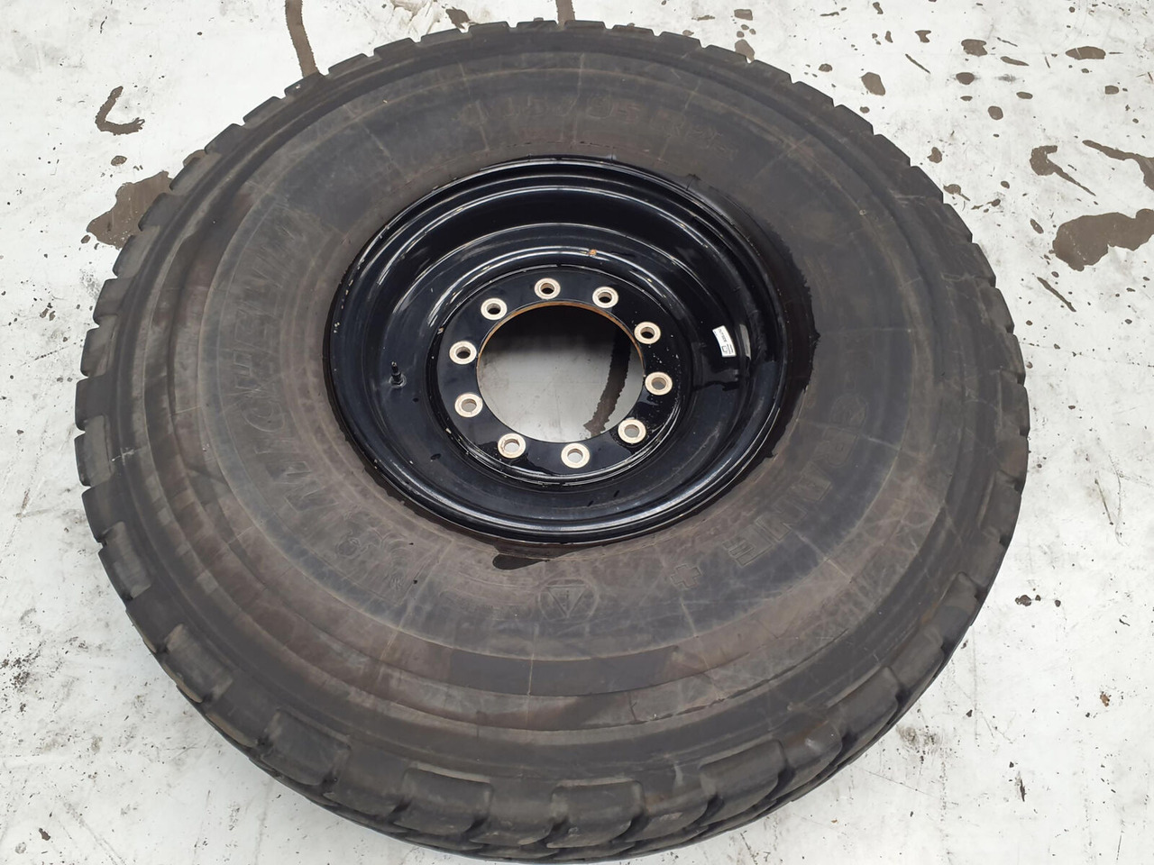 Michelin Wheel 445/95R25 10 12 1p - Wheel and tire package for Crane: picture 2 Michelin Wheel 445/95R25 10 12 1p - Wheel and tire package for Crane: picture 2